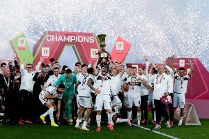 爱游戏 在线-博人燃！博洛尼亚本赛季损失莫塔+前后场大将 意杯夺冠冲欧冠资格