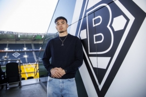 爱游戏网站入口-韩国归化国脚：希望以团队一员的身份和队友融洽相处 在学习韩语