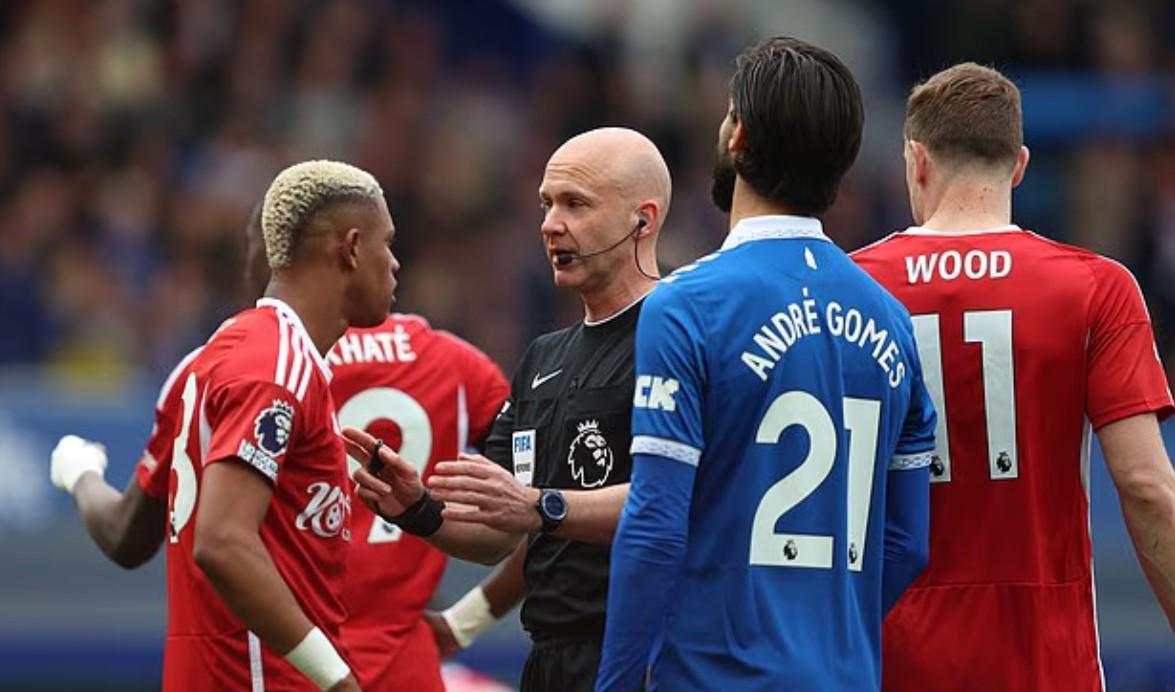 爱游戏网站入口-邮报：因仲裁小组一主席存在偏见，英足总将赔偿诺丁汉森林